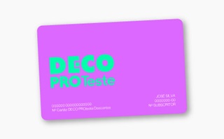 Cartão DECO PROteste Descontos com direito a descontos e benefícios em serviços e produtos.