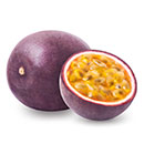 Maracujá sobre um fundo branco.