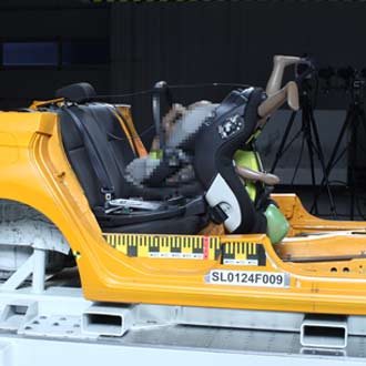 Cadeira de criança perigosa - testes