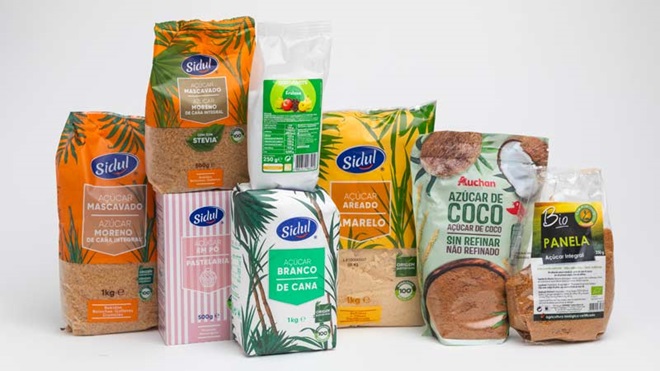 Diferença entre açúcares: pacotes de açúcar, branco, amarelo e mascavado