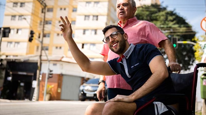 transporte de pessoas em cadeira de rodas