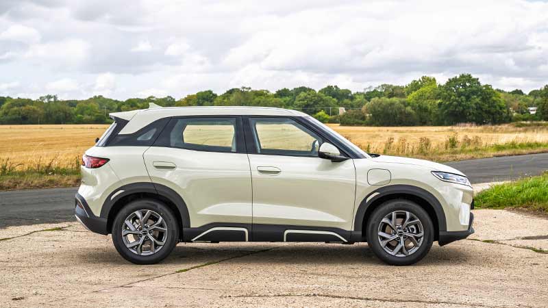 BYD Atto 2 parado na rua