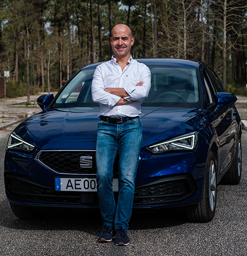 Paulo Torrinha, de Corroios (Seixal), contratou o renting para conduzir o Seat Leon.