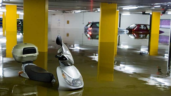 Garagem inundada