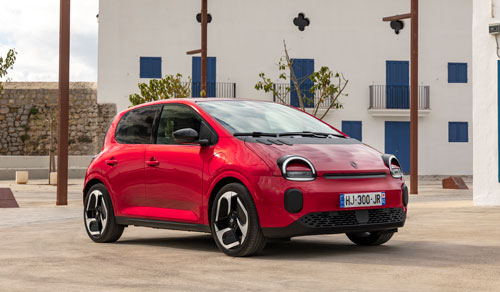 Renault Twingo E‑Tech elétrico tem quatro lugares e promete até 264 km de autonomia.