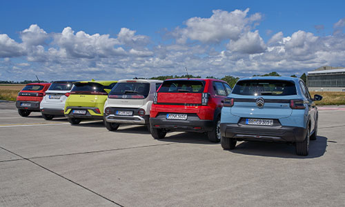 Please fill the source and the alt text