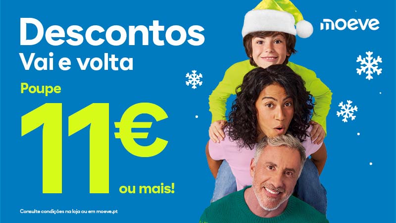 imagem com fundo azul com famíia de três elementos e menino com gorro de pai natal