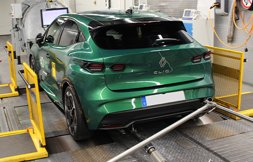 Renault Clio destaca-se entre os utilitários a gasolina mais sustentáveis. Custa desde 21 900 euros.