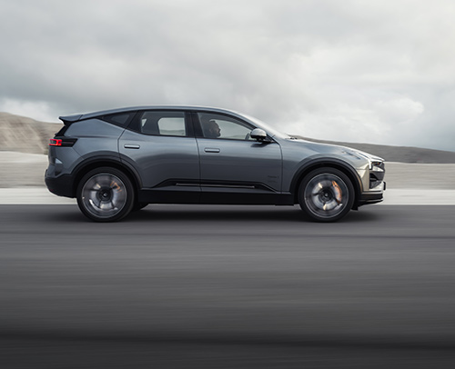 Polestar 3 é um SUV pensado para quem valoriza viagens longas, silêncio e eficiência. 