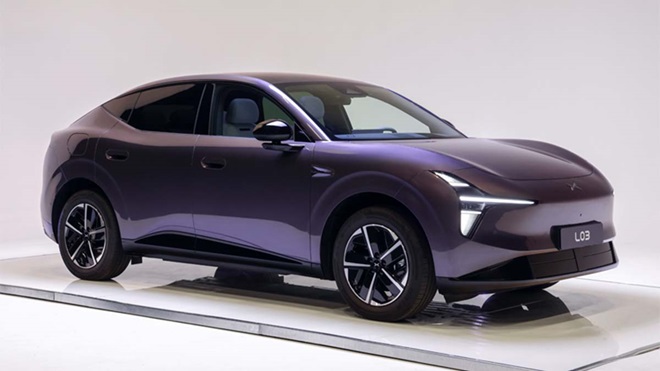 Xpeng L03 estático na apresentação mundial