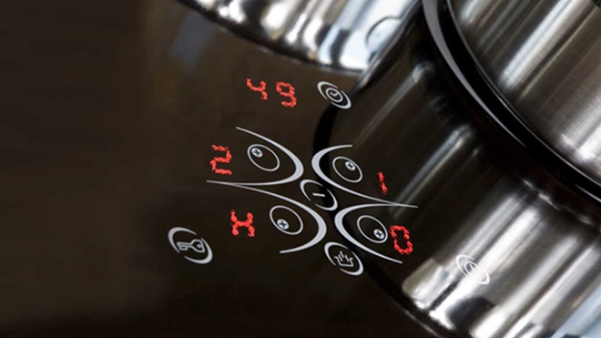 Placa de cozinha em funcionamento