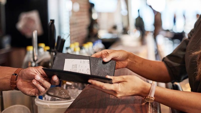 Pedido de fatura em restaurante