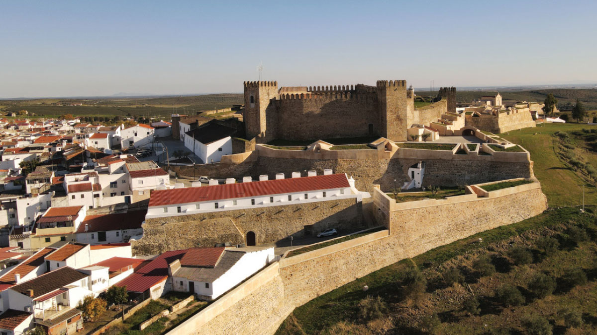 Vista aérea do Castelo de Campo Maior, no Alentejo