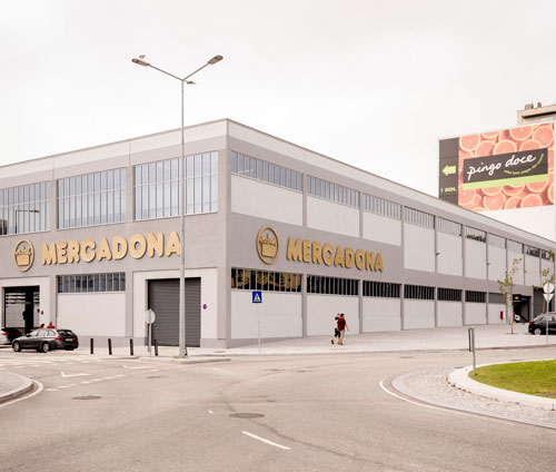 Em Matosinhos, mandam Jumbo e Pingo Doce. O supermercado Mercadona ainda não revolucionou ao nível dos preços.