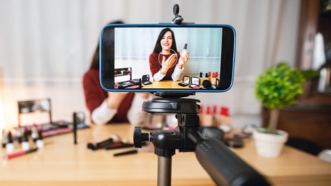 telemovel influencers