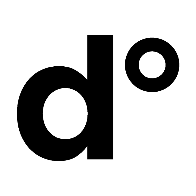 Logo a preto e branco da empresa de arquitetura Degrau.PT