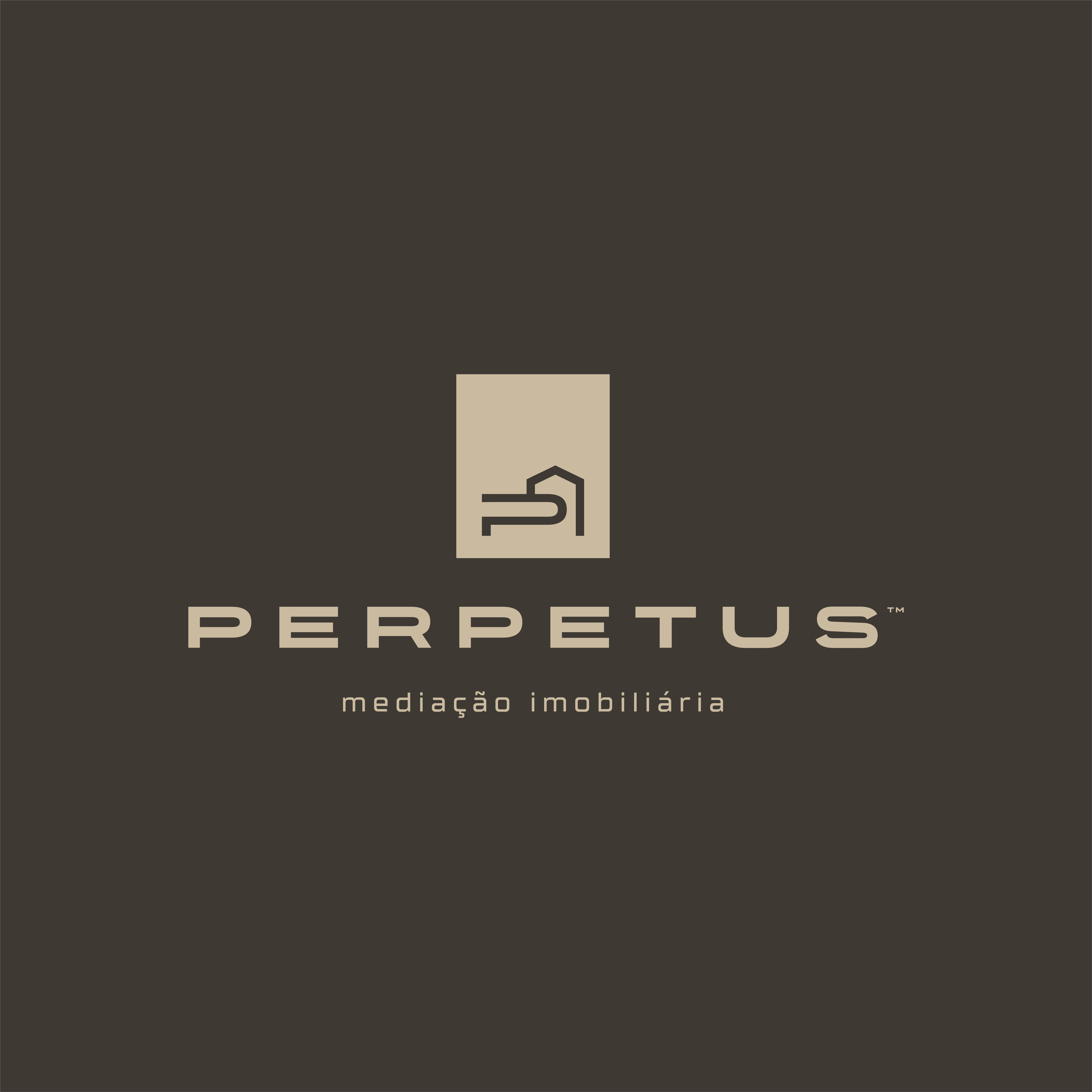 Logo da empresa Perpetus, com letras douradas em fundo preto.